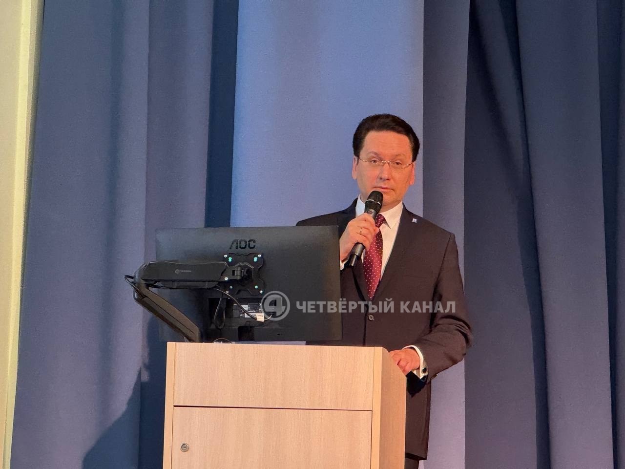 Единственный кандидат на пост декана журфака УрФУ получил 4,65 балла по итогам выборов