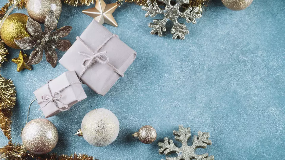 Психолог объяснил, почему взрослые больше не ждут от Нового года чудес