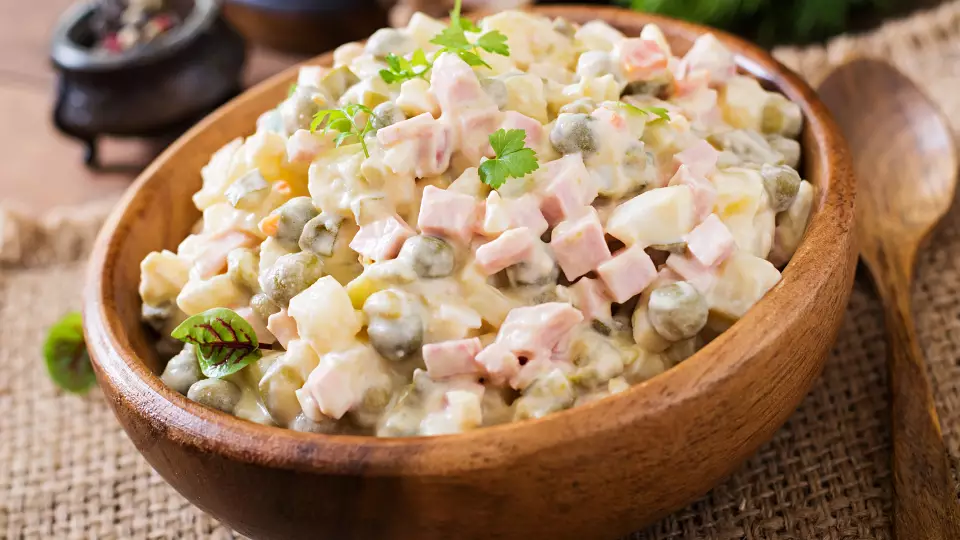 Россиянам рассказали, как «задобрить» символ 2026 года через новогоднее меню