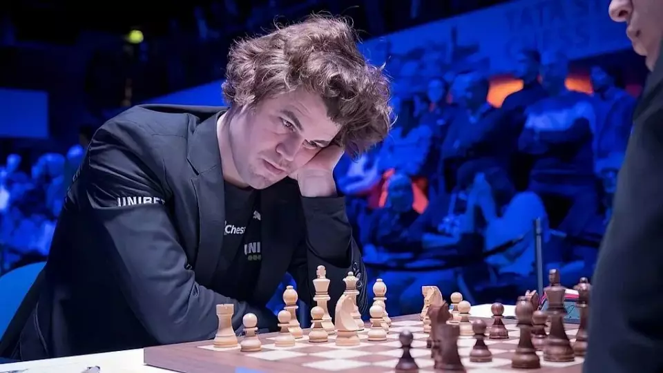 Карлсен обошёл россиянина Артемьева и стал чемпионом мира по быстрым шахматам