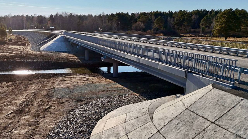 256 километров дорог отремонтировали в Свердловской области за год