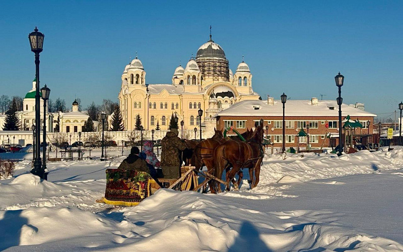 Ключевые законы, вступившие в силу с 1 января: повышение МРОТ, индексация пенсий, и поддержка многодетных семей