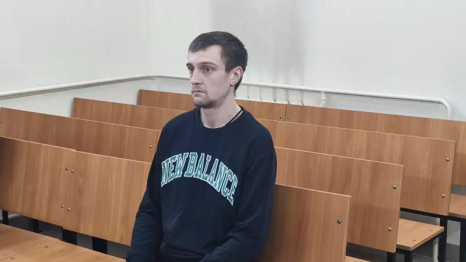 Несдержанному уральцу, оскорбившему полицейского в соцсетях, назначили исправительные работы