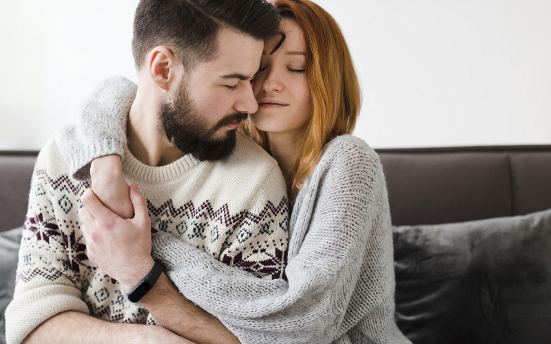 Что делать, если объятия не уменьшают стресс: советы психолога