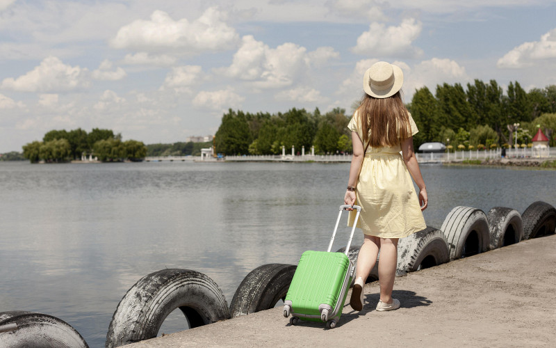Жительница Кургана выплатила долг сожителя по алиментам ради отпуска за границей
