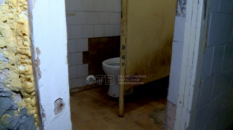 Ремонт санузлов в детском тубдиспансере Екатеринбурга завершат до 1 июня