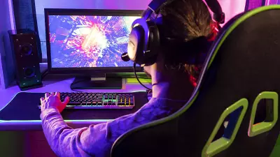 Читерство в онлайн-играх помогает избежать проблем с законом в реальной жизни