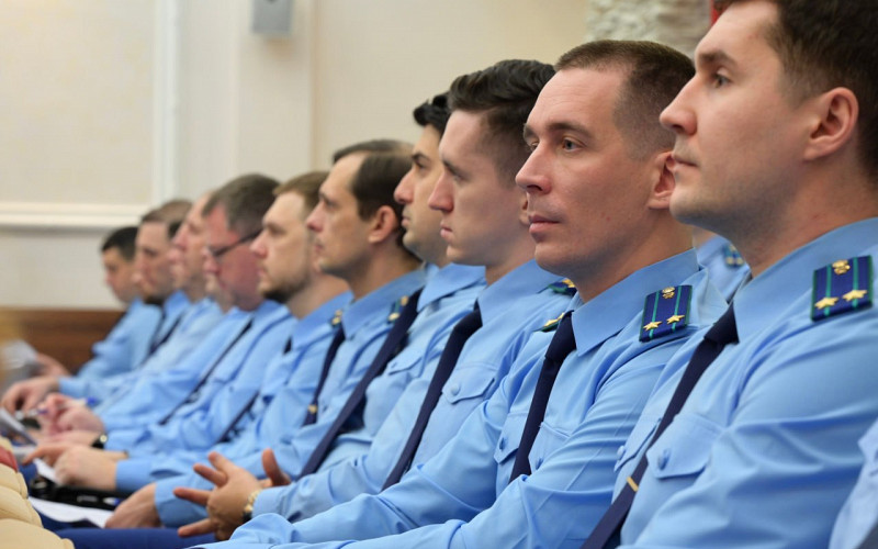 Некомплект кадров полиции Екатеринбурга составляет 35,5% — дело в низкой зарплате