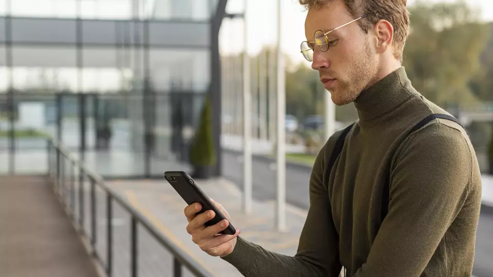 Работа после работы: россияне не выключают уведомления на рабочих чатах