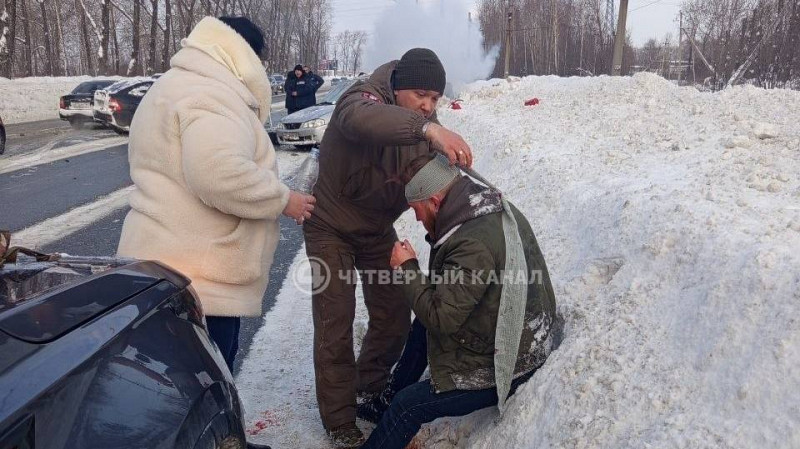 Уралец спас водителя из горящей машины и установил ему на место скальп