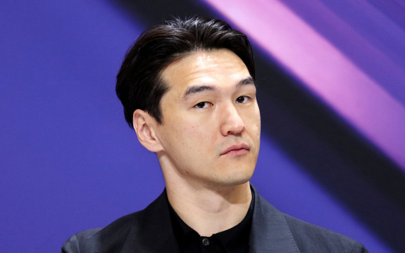 Комику Нурлану Сабурову запретили въезд в Россию на 50 лет — почему