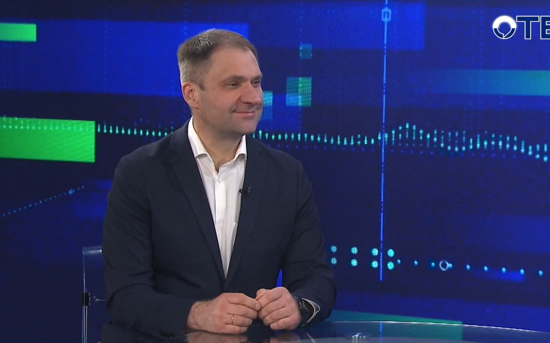 Школьники не должны использовать ИИ до старшей школы