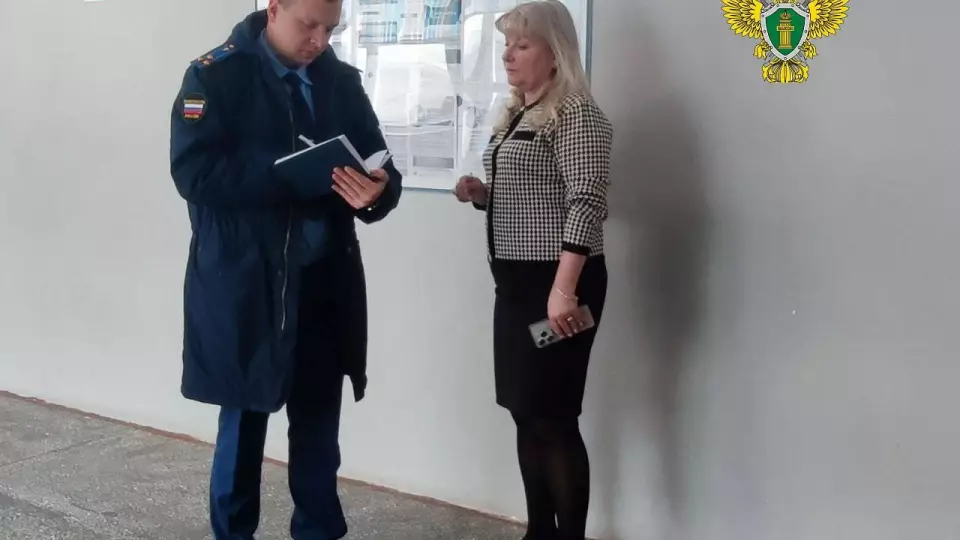 Девятиклассник умер в школьном туалете после урока физкультуры