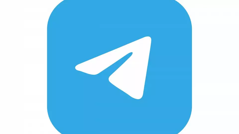 Роскомнадзор начнёт ограничивать работу Telegram