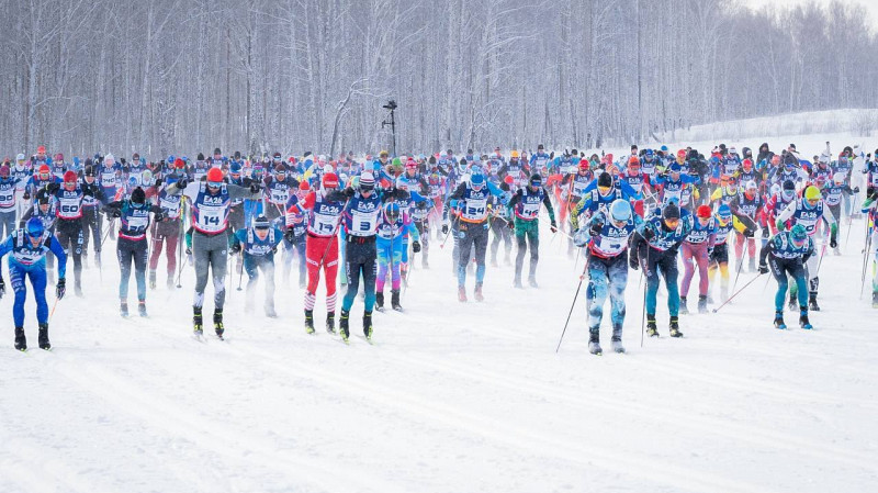 Более 850 лыжников вышли на старт марафона «Европа-Азия» в Свердловской области