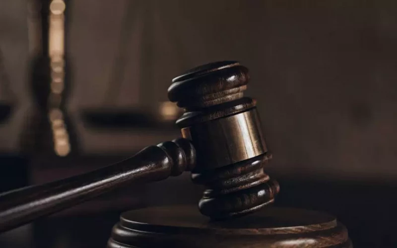 В Екатеринбурге осуждены трое египтян, похитивших деньги у спящей девушки