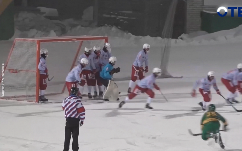 «Уралочка-2» успешно стартовала в 10 туре высшей лиги