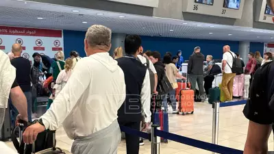 «Потеряли в списках и ничего не знают»: наш корреспондент — о хаосе в аэропорту Дубая