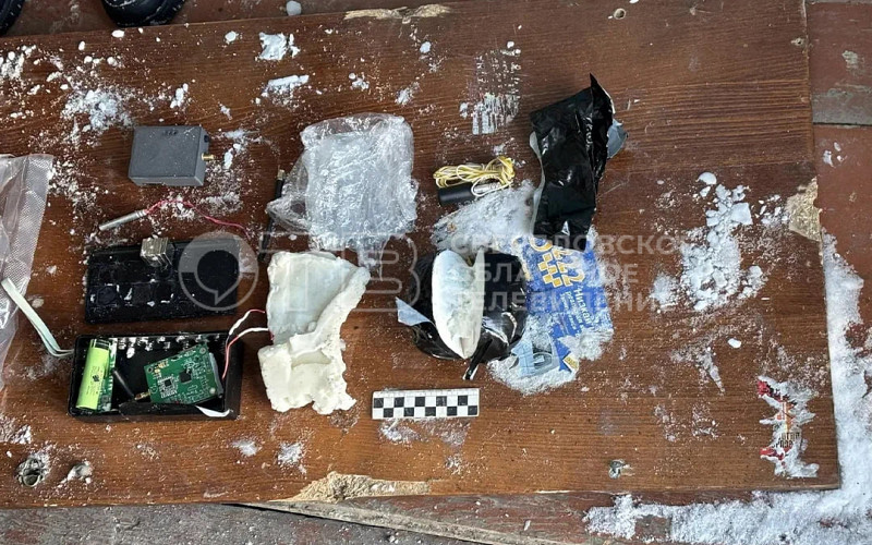 ФСБ задержали диверсанта, пытавшегося подорвать авто руководителя ОПК в Екатеринбурге