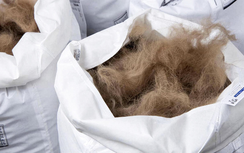На Ямале начали производить утеплитель из оленьей шерсти