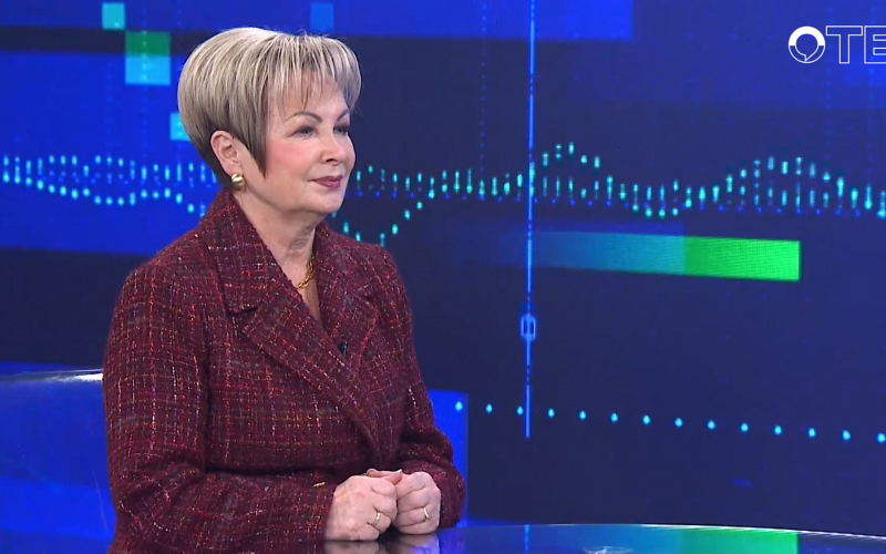 «Эстетика купеческой традиции» и оттенки уральских минералов: стилисты оценили образы Ольги Ковтун