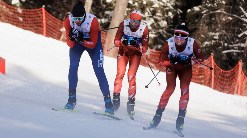 Денис Паслер пожелал удачи участникам «Тагильской стали»
