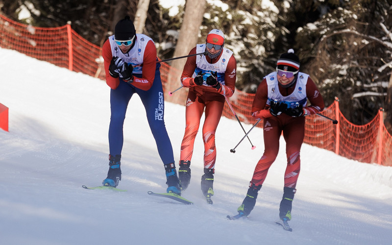 Денис Паслер пожелал удачи участникам «Тагильской стали»