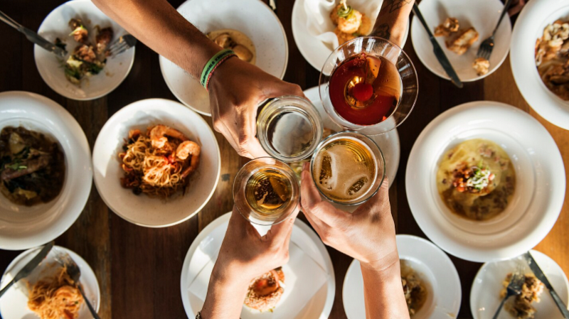 Протоиерей назвал неуместными застолья 23 Февраля