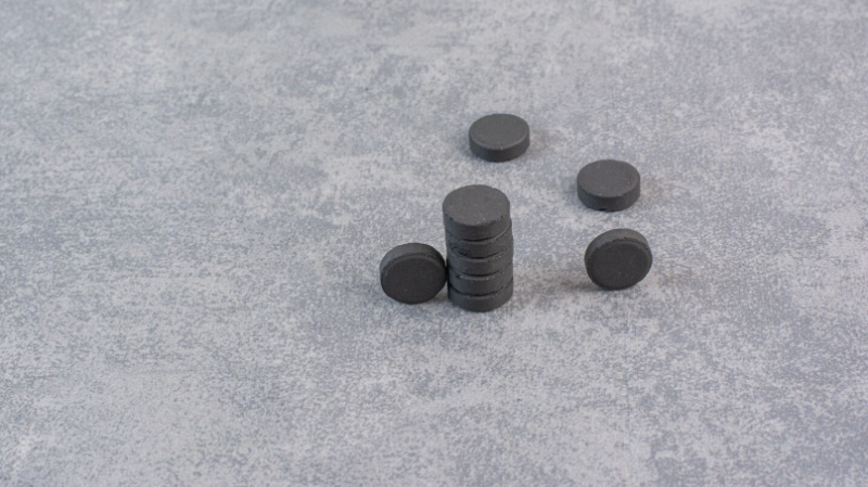 Малышева застыдила женщину за приём активированного угля