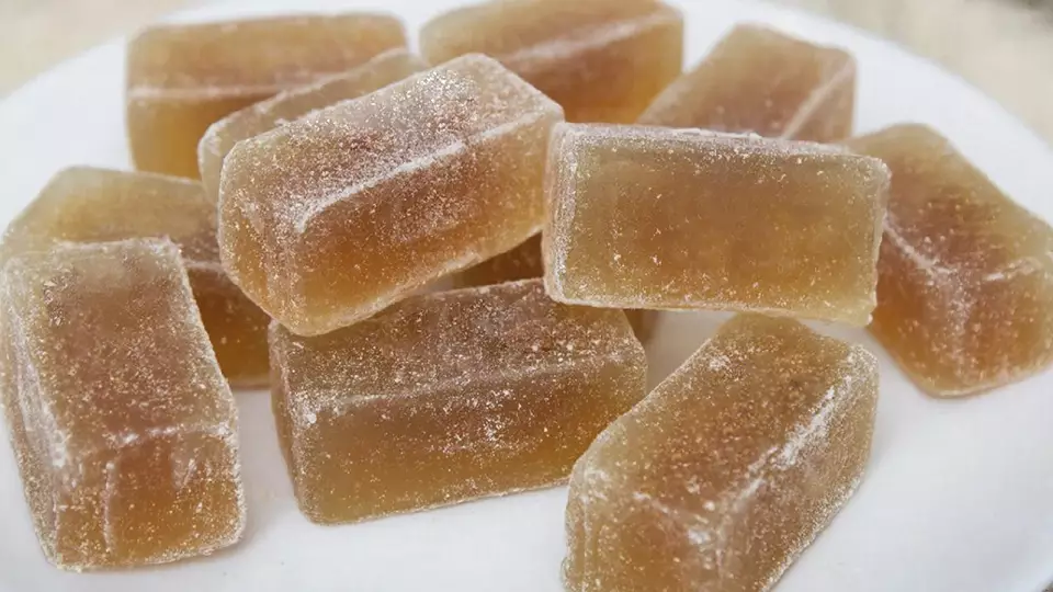 Школьников предостерегли от опасного мармелада с кофеином и таурином