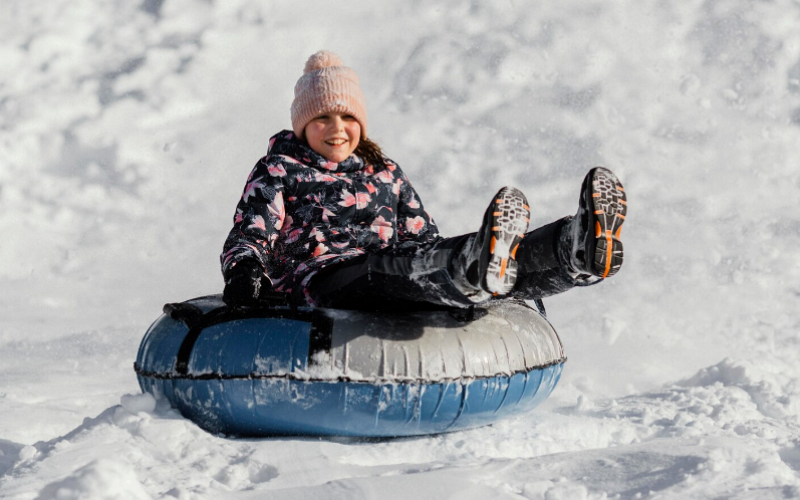 Включить тему безопасности в школьную программу призвала Татьяна Савинова
