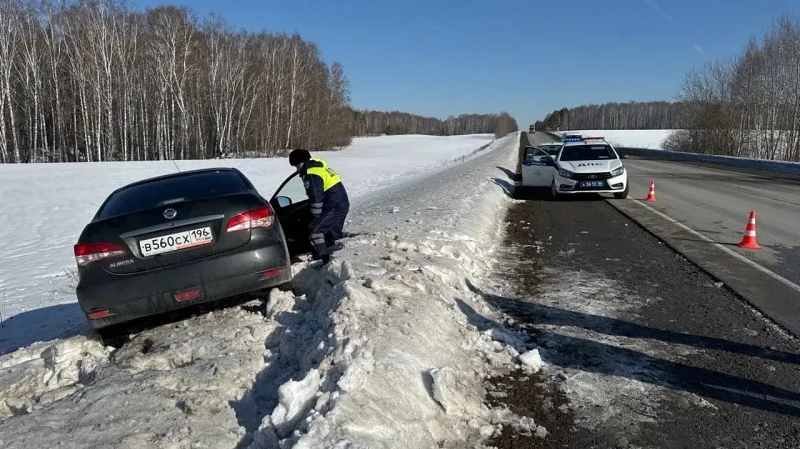 В Ирбитском районе водитель скончался за рулем Nissan Almera