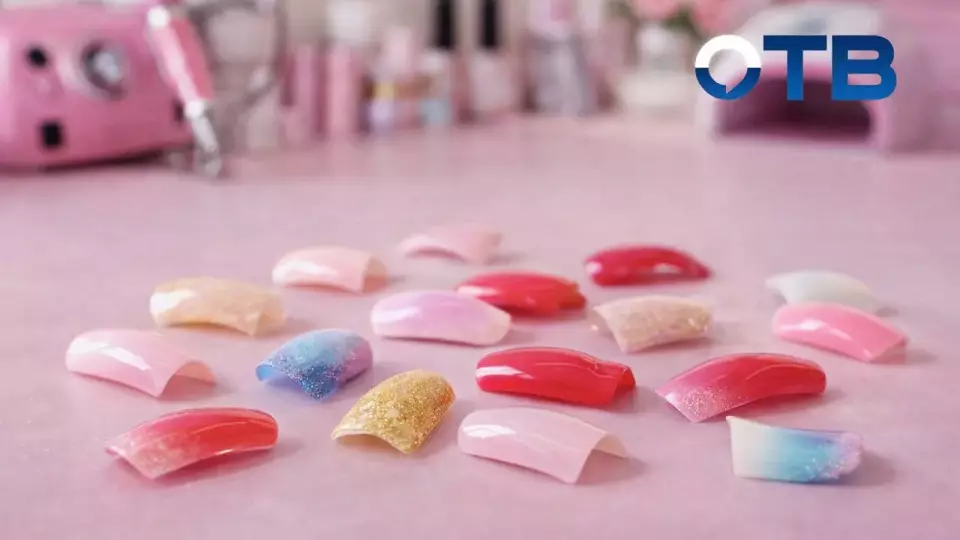 Маникюр по стандарту: в России вводят новый ГОСТ для мастеров