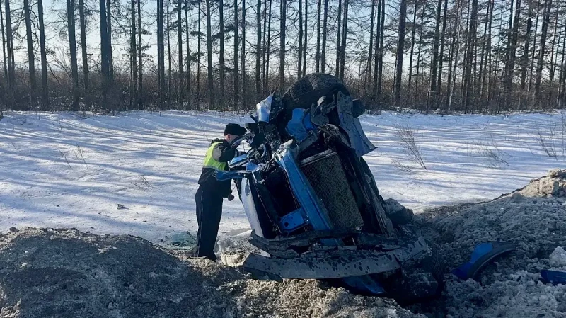 «Лада» опрокинулась на трассе: пострадала пассажирка
