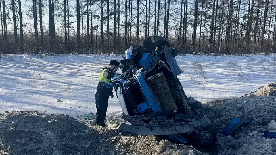 «Лада» опрокинулась на трассе: пострадала пассажирка