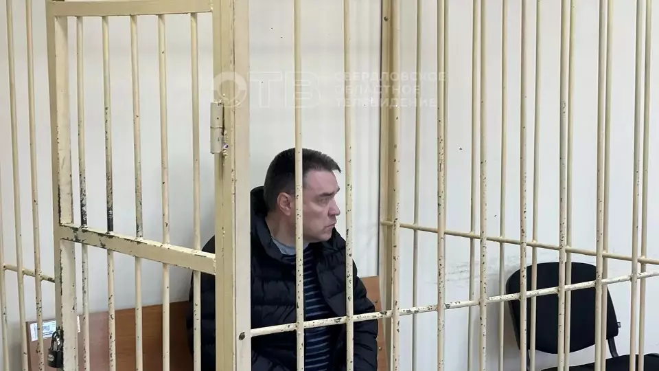 Суд оставил на свободе директора УК после схода снега на младенца в Ревде