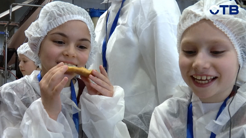 Пекарня изнутри: победители проекта «Верный отличник» увидели, как делают хлеб