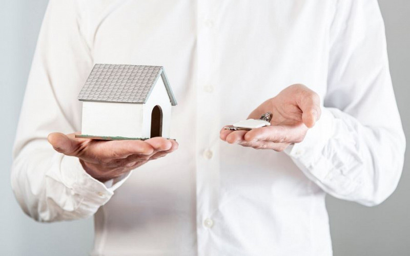 Пенсионерку из Красноуфимска выселили из дома, проданного по «схеме Долиной»