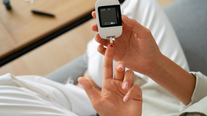 Эндокринолог: диабет вызывает не сладкое, а лишний вес и переедание