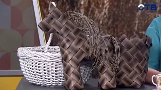 Из кассира в мастера: как пенсионерка из Екатеринбурга покорила интернет и начала плести мебель из ротанга