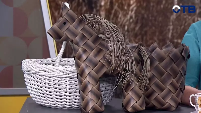 Из кассира в мастера: как пенсионерка из Екатеринбурга покорила интернет и начала плести мебель из ротанга