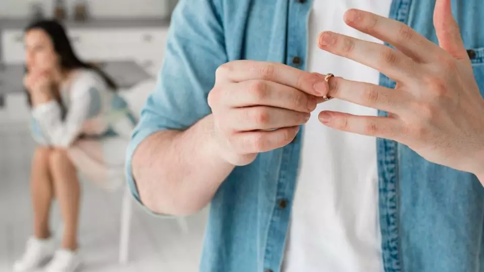 Фиктивный развод ради выплат или долгов может обернуться налоговыми доначислениями