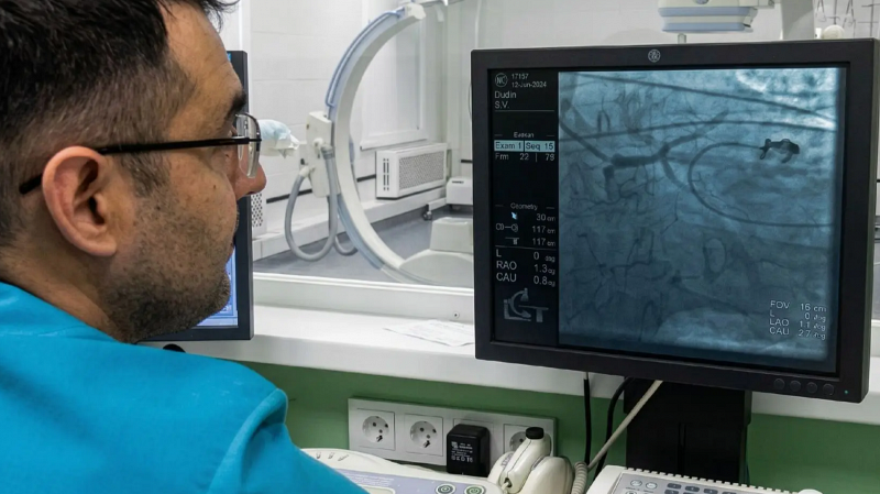 В Серове врачи остановили смертельное кровотечение через прокол на руке за 15 минут