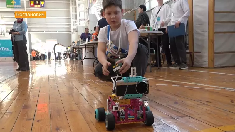 Юные инженеры Свердловской области встретились на фестивале «РобоТех» в Богдановиче