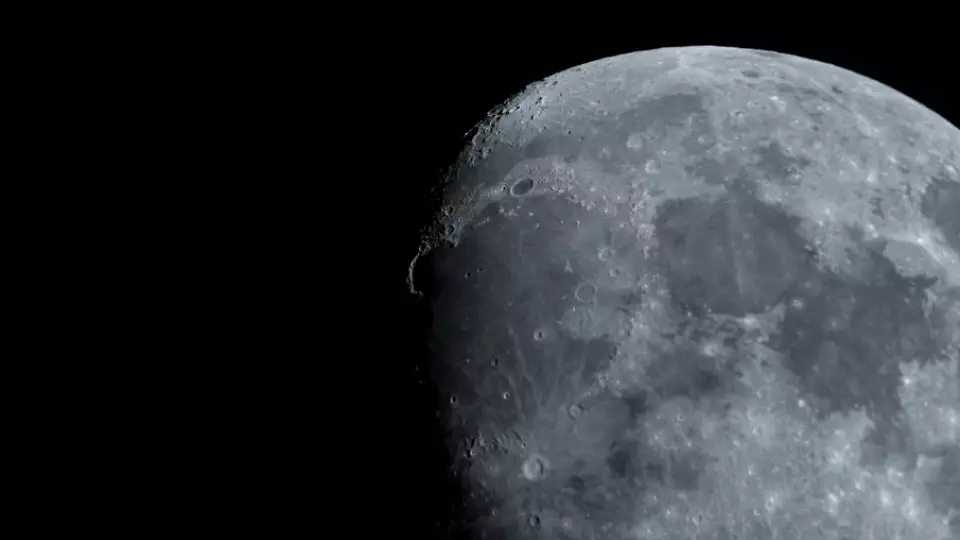 Космонавт Антон Шкаплеров: люди будут работать на Луне вахтовым методом