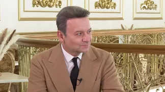 «Аллигатор - это моя Муся»: народный артист РФ Александр Олешко — о творчестве, амплуа и запрете зарубежного кино