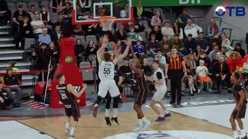 «Уралмаш» уступил «Пари Нижнему Новгороду» в домашнем матче Единой Лиги ВТБ
