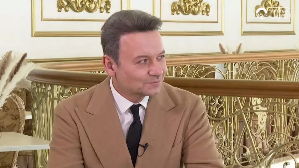 В школах надо показывать советские фильмы, а от современных зарубежных стоит отказаться насовсем