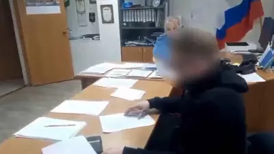 В Кольцово сняли с рейса мужчину с долгами в 16 миллионов рублей