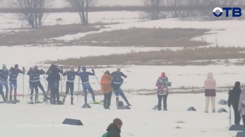 В Ханты-Мансийске прошёл тринадцатый югорский лыжный марафон, который собрал рекордное количество участников